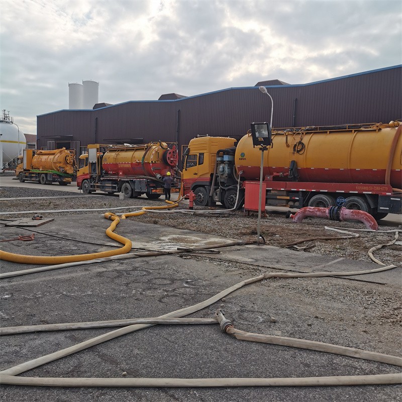 安陆污水池清理